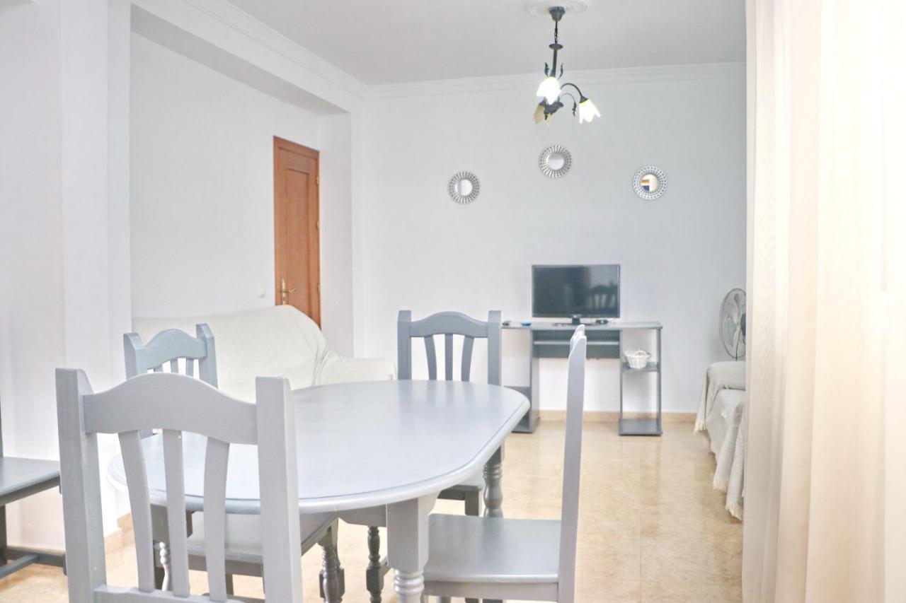 Apartamento Cervantes コニル・デ・ラ・フロンテラ エクステリア 写真
